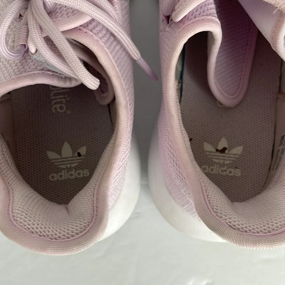 Adidas Originals Big Kid Tubular Shadow Running Shoe Aero Pink/White 7